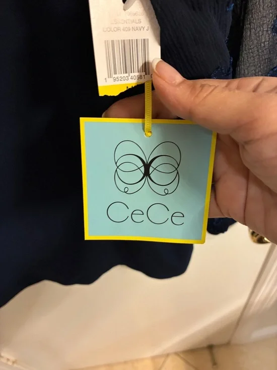 NWT CeCe Navy Floral Sheer Sleeve Blouse Sz M - Picture 6 of 9